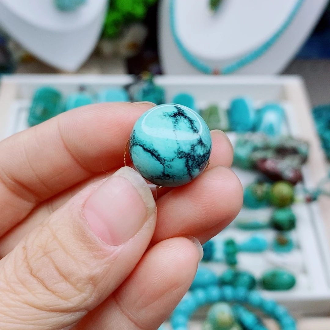 智***⸃绿松石未镶嵌颈饰