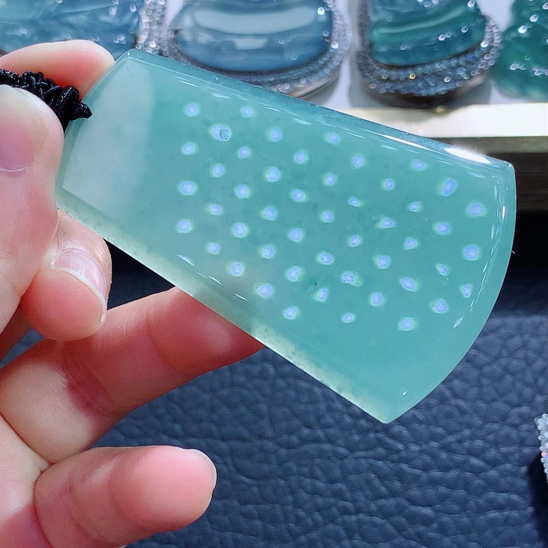 未镶嵌挂件翡翠翡翠