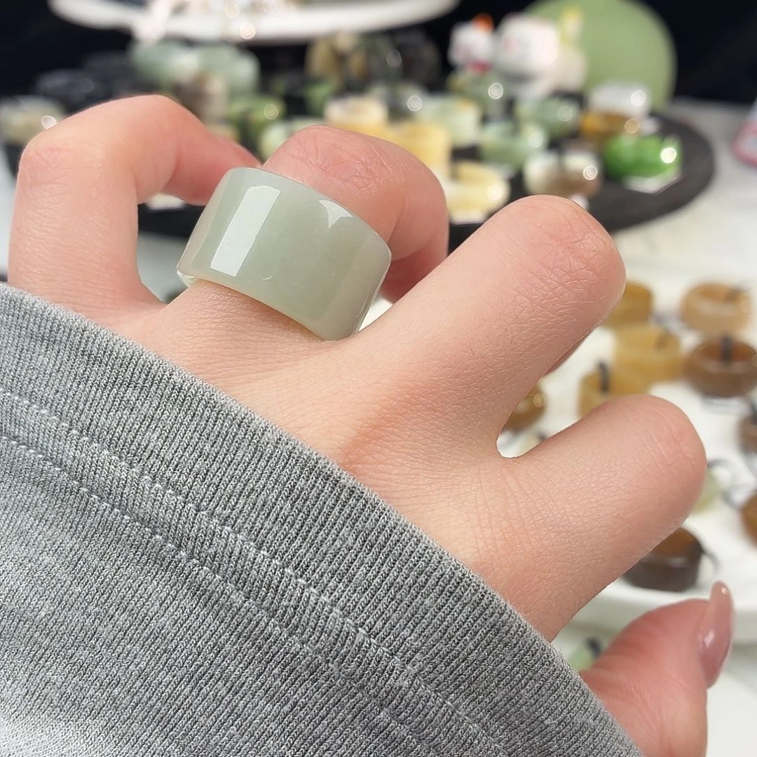 和田玉未镶嵌戒指S82奶蓝圆切17.4