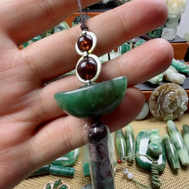 独山玉未镶嵌珠宝半成品