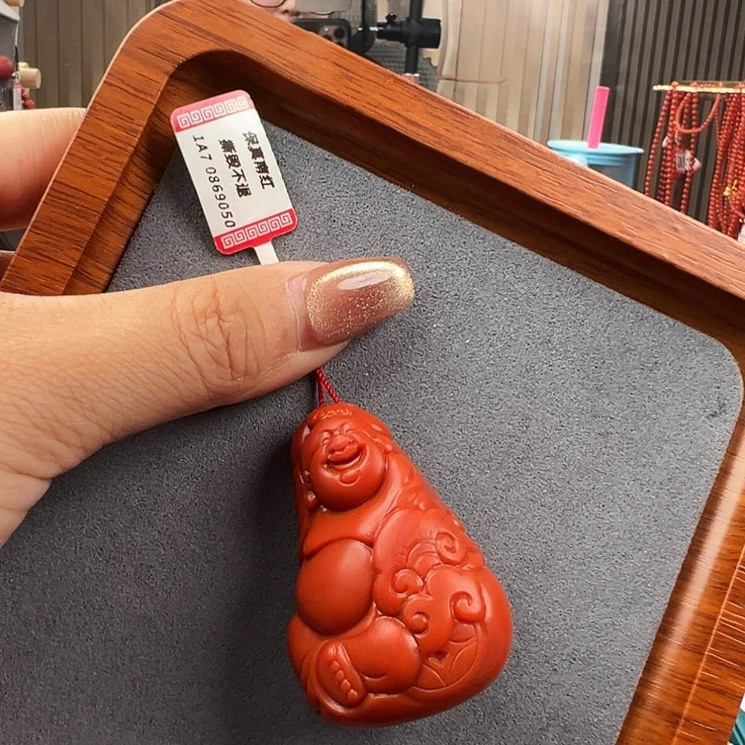 南红玛瑙吊坠未镶嵌