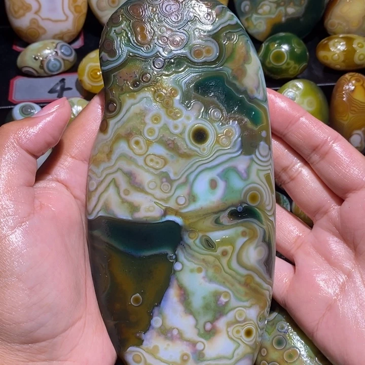 未镶嵌玛瑙/玉髓珠宝奇石