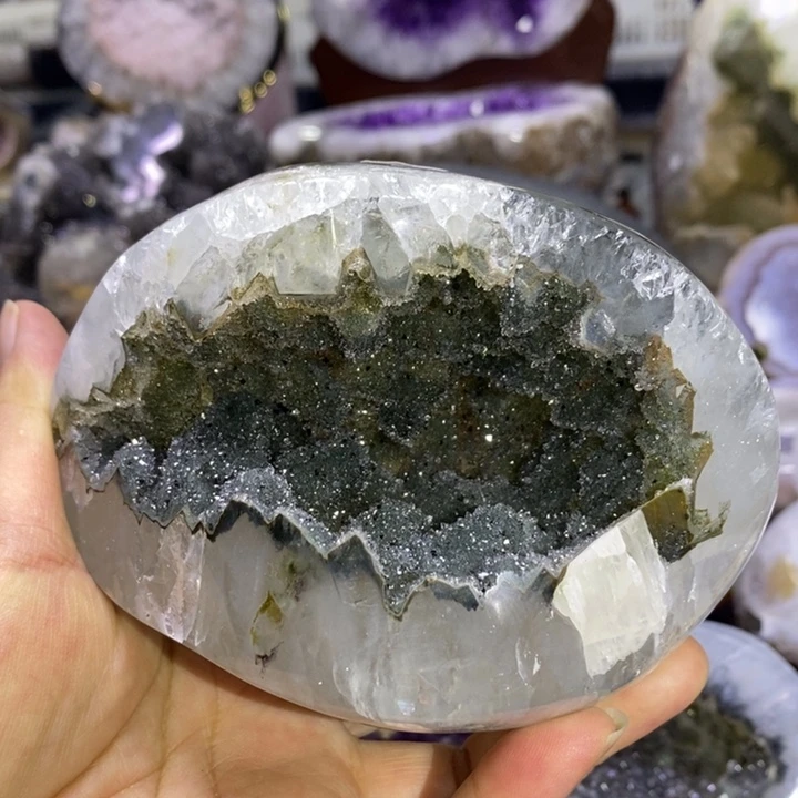 未镶嵌珠宝半成品水晶绿晶洞