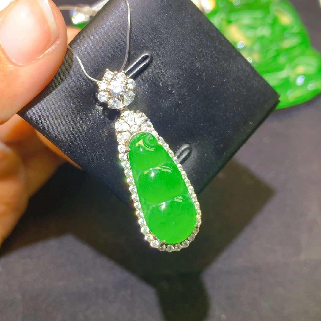 翡翠银S925镶嵌颈饰