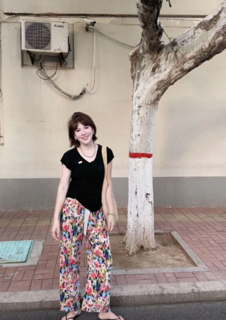 무지징-【小飞袖】显瘦百搭日系su肌设计感V领T恤-557