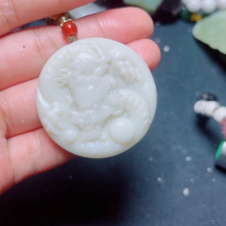 和田玉未镶嵌珠宝奇石