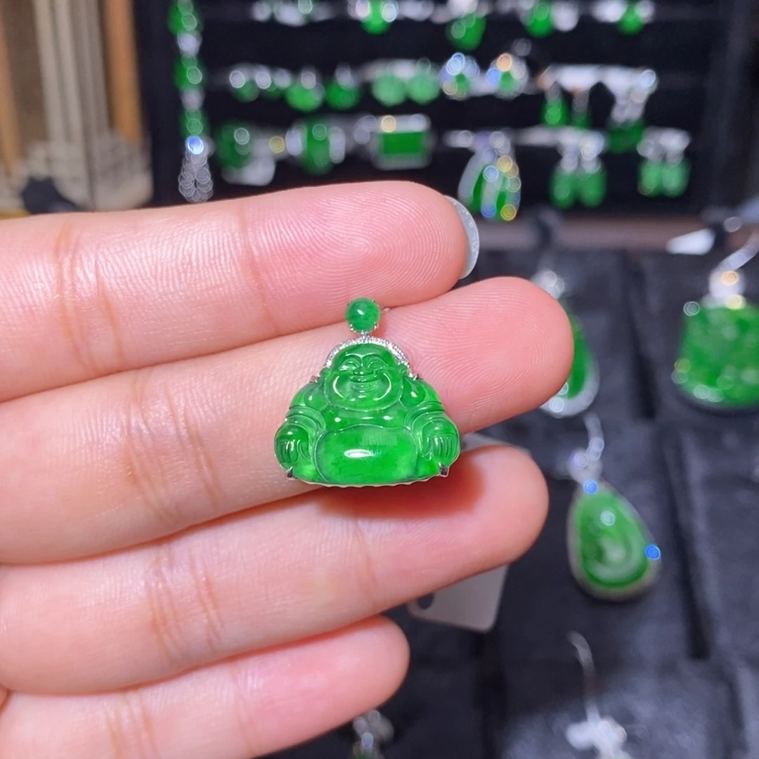 颈饰18K金镶嵌翡翠天然翡翠