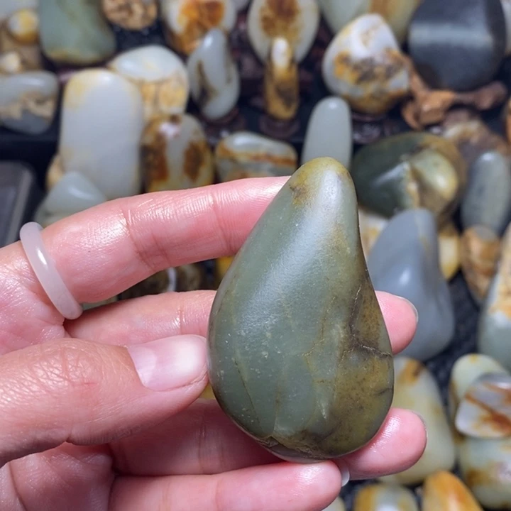 和田玉（青玉）6未镶嵌