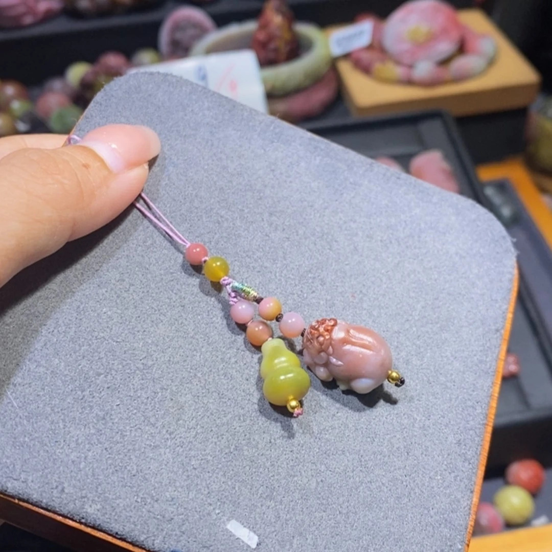 【闪购商品】未镶嵌手链玛瑙/玉髓盐源玛瑙。貔貅手机挂