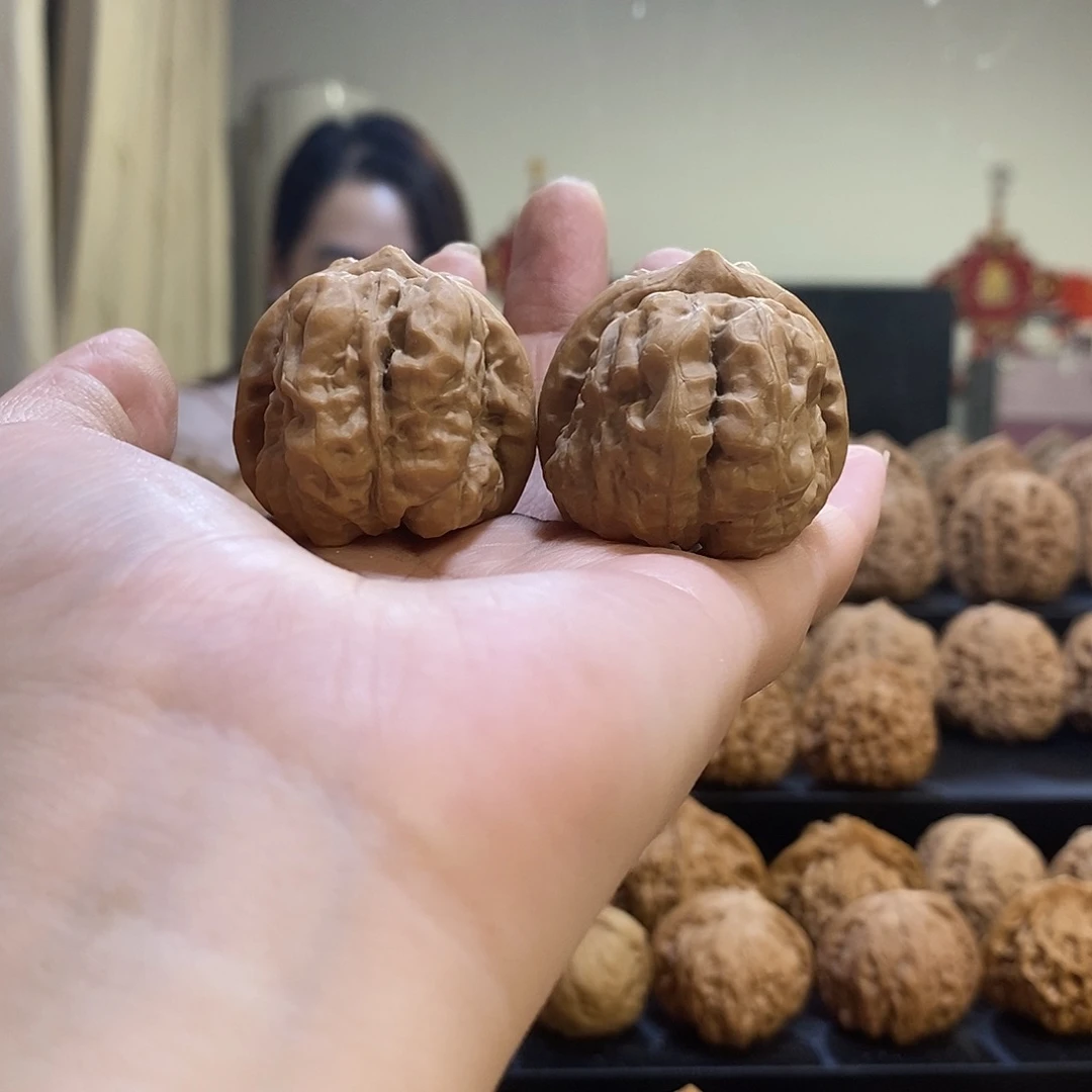 把件文玩核桃边36肚43蛤蟆头尖有伤