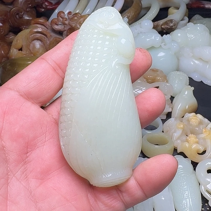 未镶嵌和田玉挂件