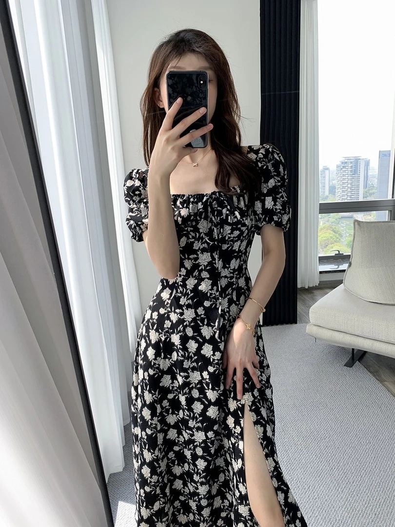 黑色碎花高级感法式显瘦开叉连衣裙