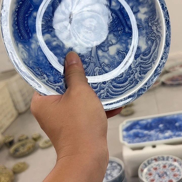 瓷片墨龙吸水大胡乘景德镇