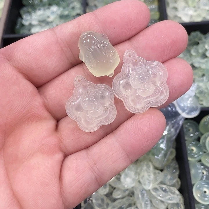 蛇纹石玉合金颈饰