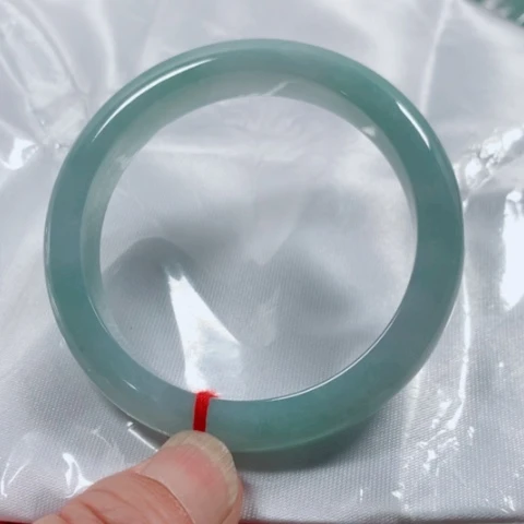 翡翠未镶嵌颈饰手环，57