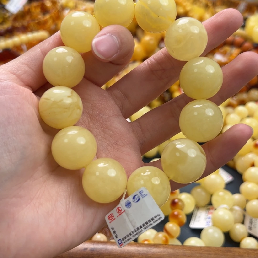 未镶嵌琥珀珠宝奇石