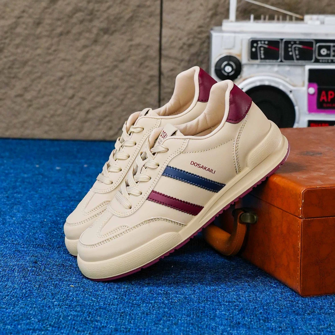 新款气质百搭潮流小白鞋休闲鞋男女运动板鞋鞋小白鞋D5116