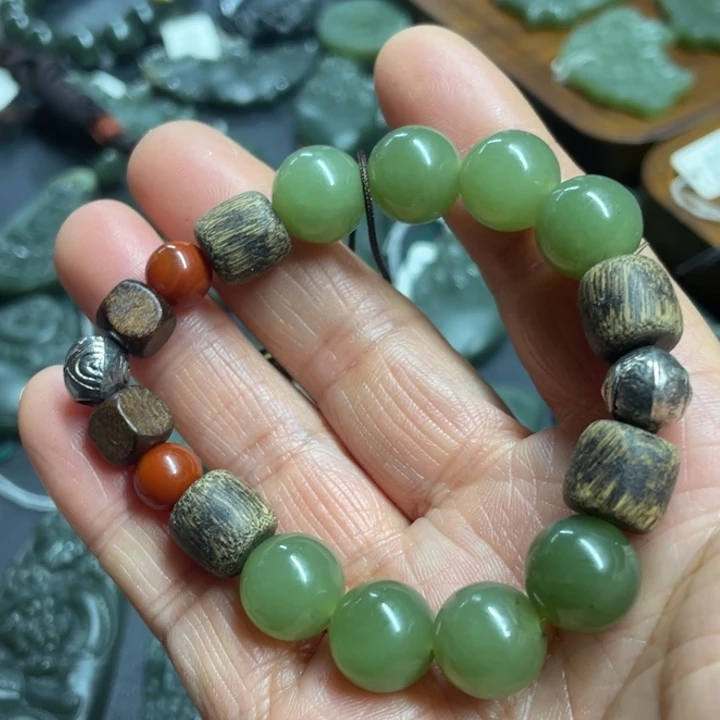 岫岩老玉（透闪石质玉）手链未镶嵌