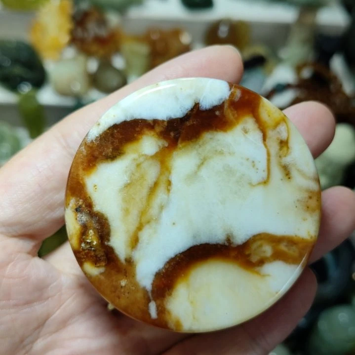 未镶嵌岫玉手把件