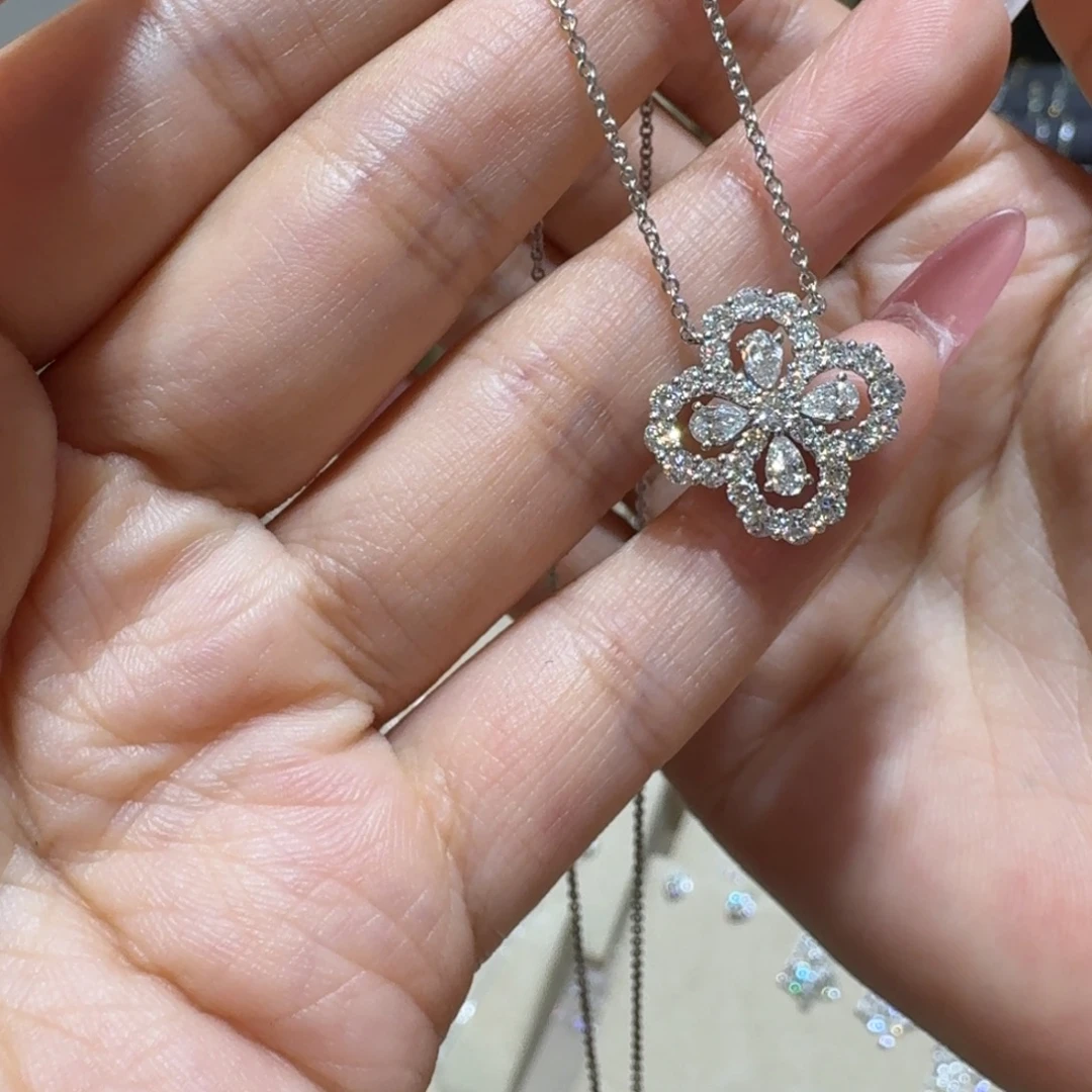 钻石颈饰18K金镶嵌