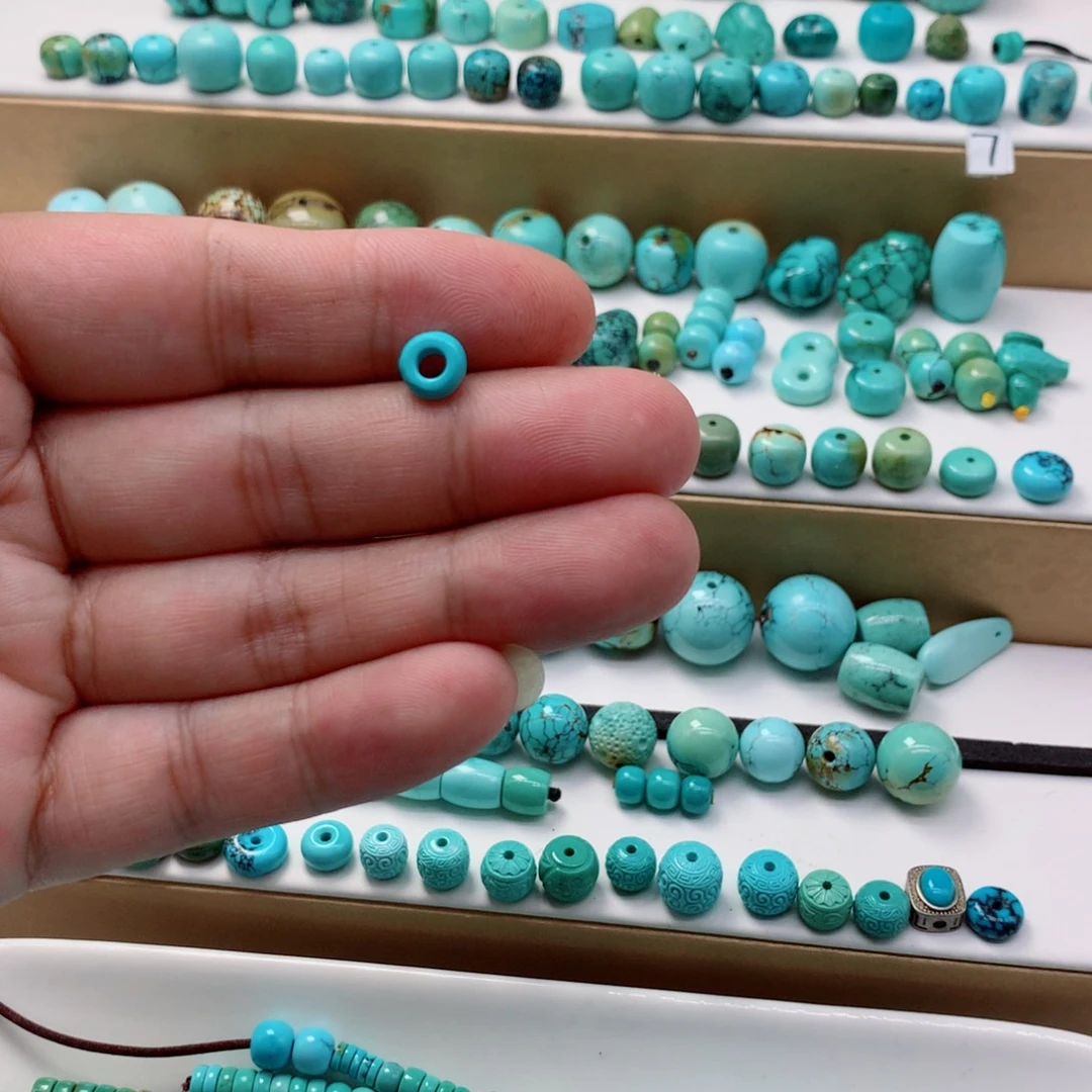 绿松石未镶嵌挂件