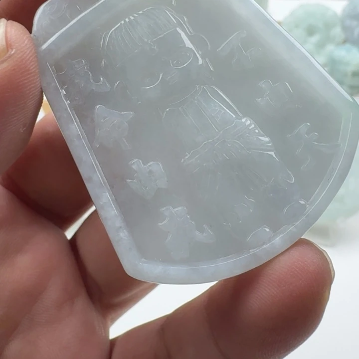 翡翠未镶嵌颈饰天然缅甸A货翡翠