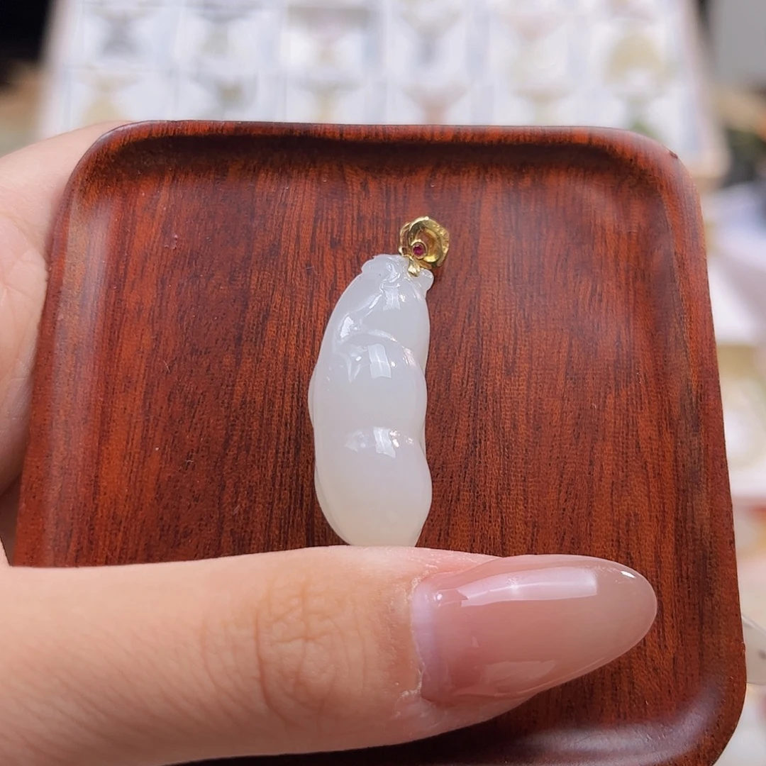 和田玉18K金镶嵌吊坠(不含链)