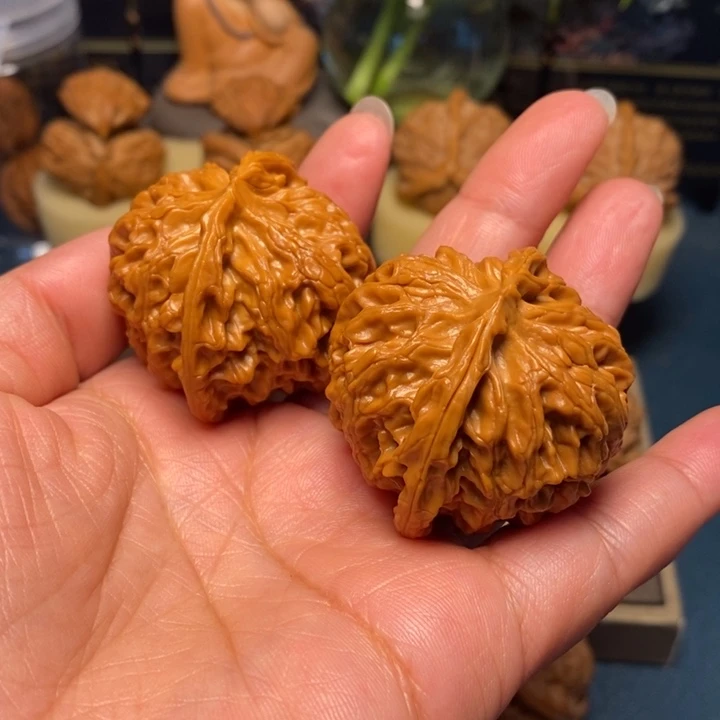 【闪购商品】把件文玩核桃苹果园