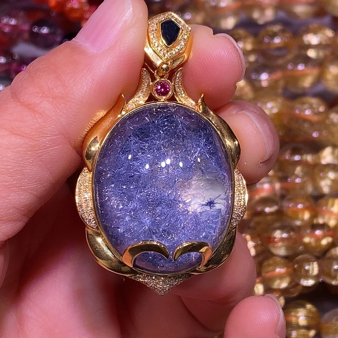 吊坠(赠链)18K金镶嵌水晶蓝线石吊坠