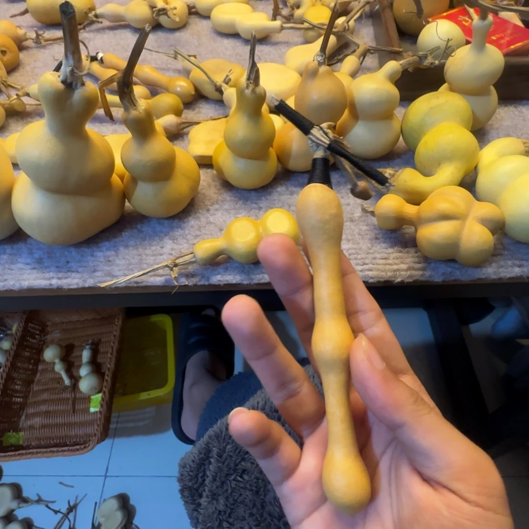 橙**C哈哈我也是很喜欢的呢我也是想着要来约会
