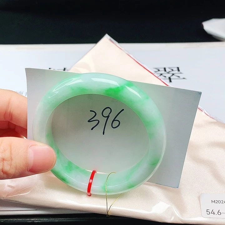 翡翠手镯未镶嵌54➕圈口