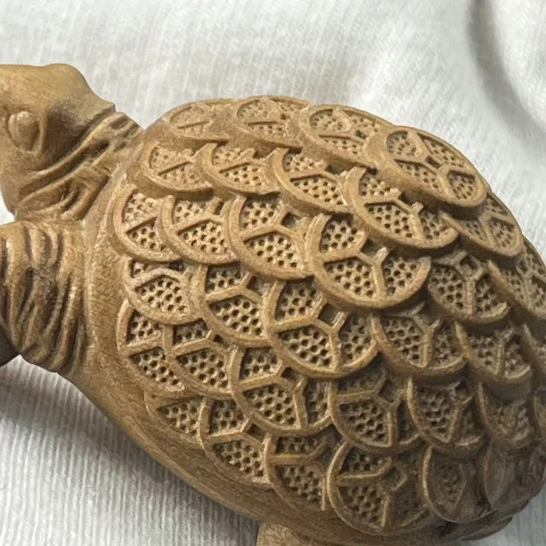 印度迈索尔老山檀香雕刻件金钱龟手把件