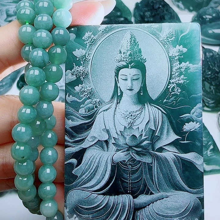 翡翠未镶嵌颈饰多样性发货天然的A货翡翠