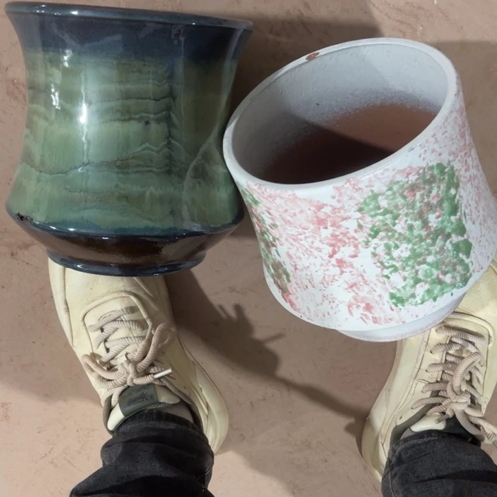 花盆紫砂口径18高度21两只瑕疵