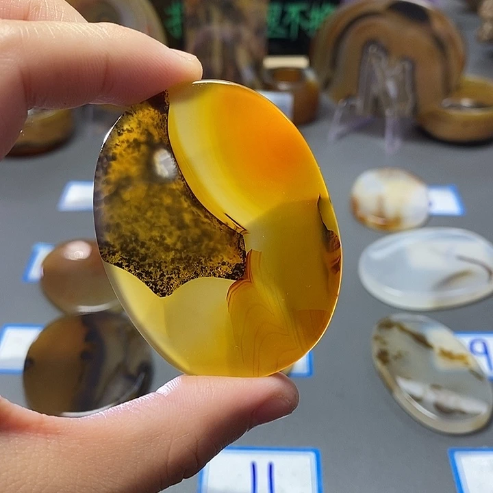 玛瑙/玉髓未镶嵌珠宝半成品62