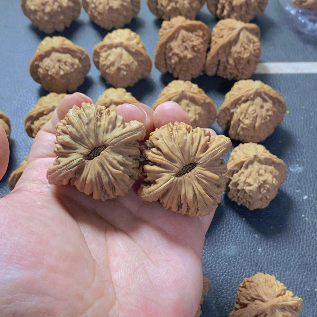 吊坠文玩核桃保***盖四座楼