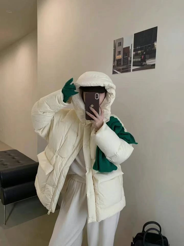 小亚推荐 88908冬季新款糖果色抽绳泡芙蓬松加厚羽绒服洋气