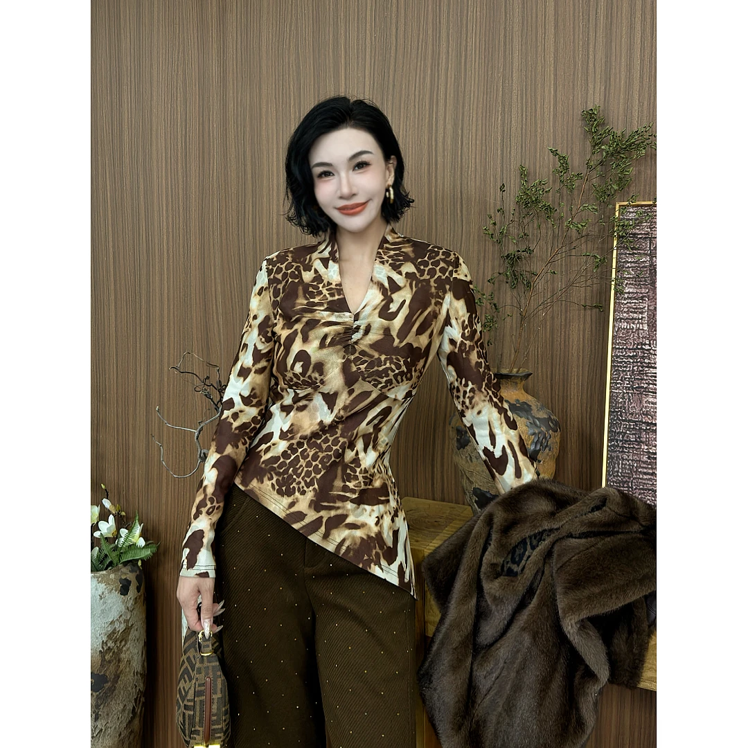 SONG-原创【豹韵华光】设计师新款时尚高级感豹纹显瘦百搭上衣