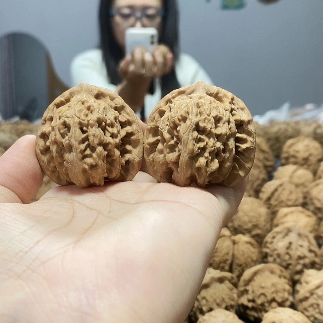 吊坠文玩核桃霞云岭41