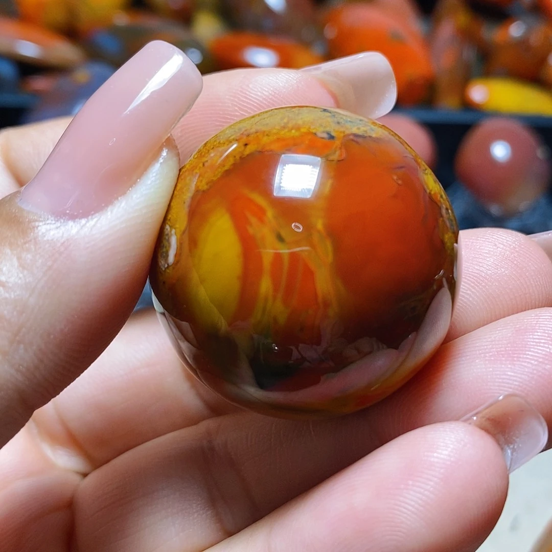 玛瑙/玉髓颈饰未镶嵌佳**辰