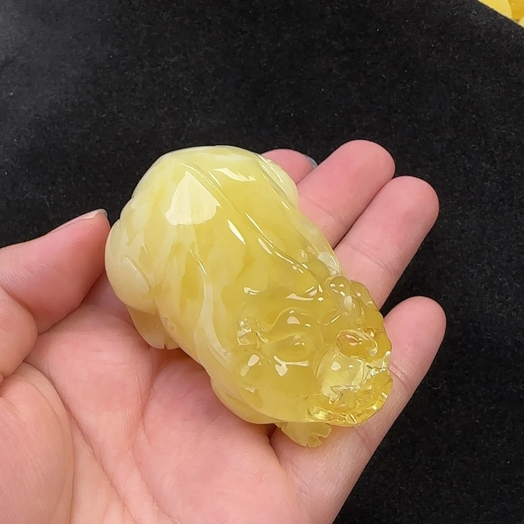 蜜蜡未镶嵌珠宝奇石