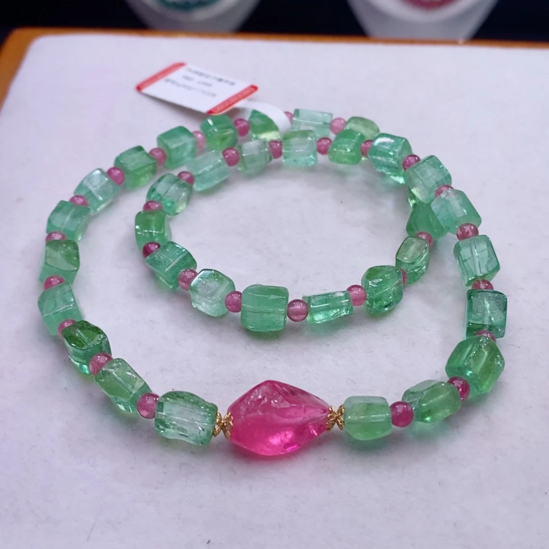 18K金镶嵌手链碧玺d