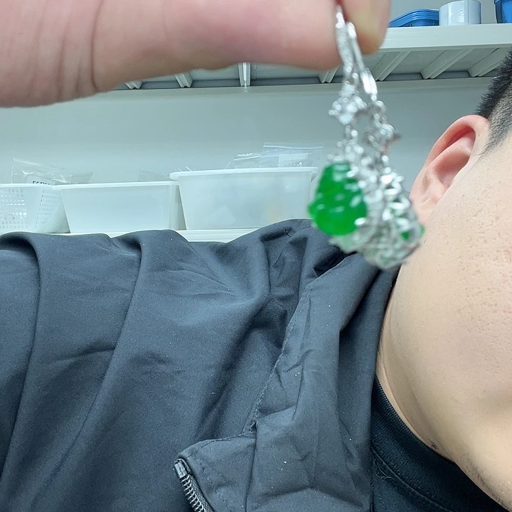 翡翠颈饰14K金镶嵌佛公耳饰