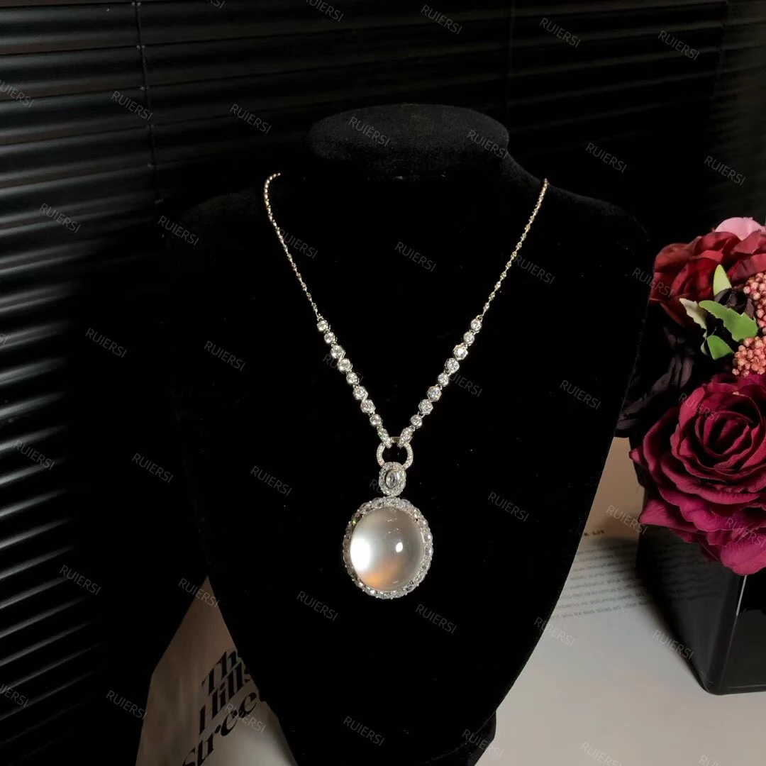 s925银镶嵌小众珠宝白色石英质玉轻奢大鸽子蛋挂件女款吊坠可拆盖