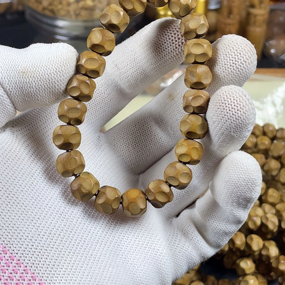 檀香木9/10精工无相珠老型，印度老山檀香