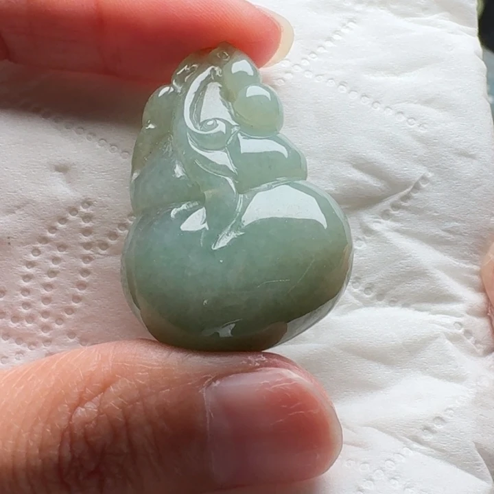 翡翠未镶嵌颈饰吊坠