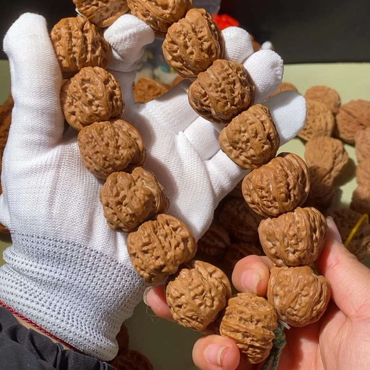 文玩核桃手串……13