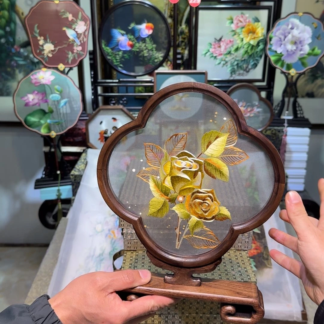 刺绣刺绣工艺精湛