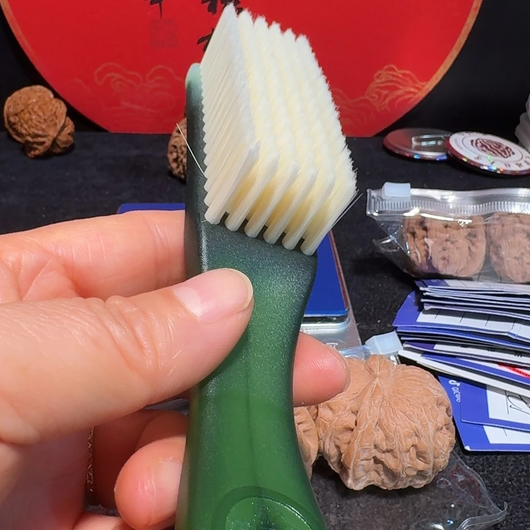 哪****把件文玩核桃刷子