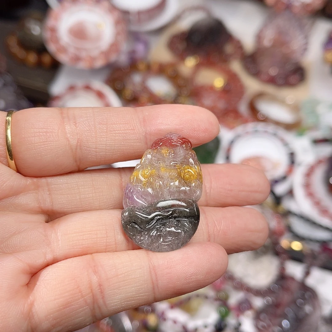 颈饰水晶未镶嵌订制